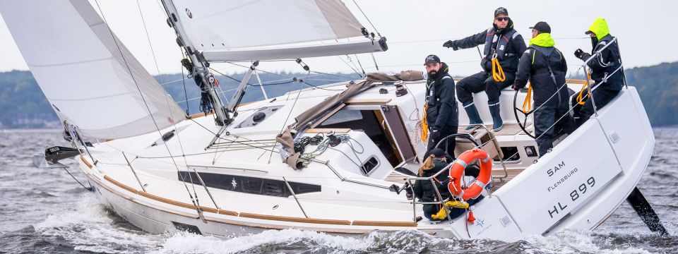 Sun Odyssey 349 Sam vor Flensburg auf Regattakurs