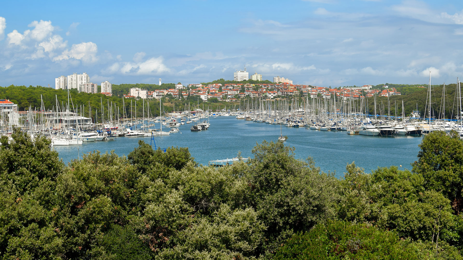 Törnvorschlag 3 ab Pula: Hafen von Pula